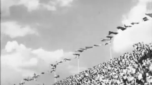 Film Complet   La Vie D'Adolf Hitler   YouTube8