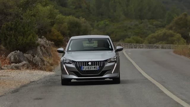 Essai Peugeot 208 1.2 PureTech 100 Allure BVM6 2019 смотреть онлайн