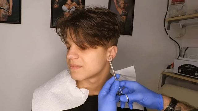 Пирсинг ушей в Херсоне. Студия татуировки и пирсинга @paul_vu_tattooarts. ул.Театральная 1. смотреть онлайн