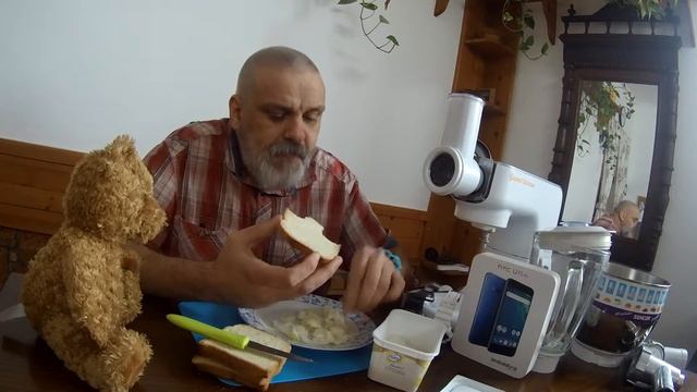 Zsíros kenyér-teszt hagymával смотреть онлайн