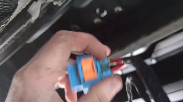 Не работает вентилятор охлаждения на Citroen DS5 смотреть онлайн