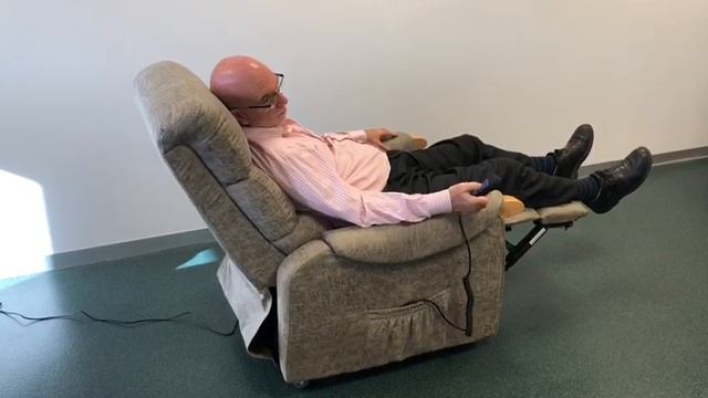 Sillón Eléctrico Elevador Levanta Personas y Reclinable 3 motores GRAVEDAD 0 смотреть онлайн