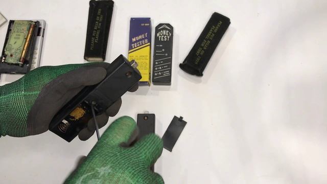 Зеленые КМ Конденсаторы в Детекторах Купюр из СССР! смотреть онлайн