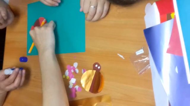 Божья коровка из цветной бумаги смотреть онлайн