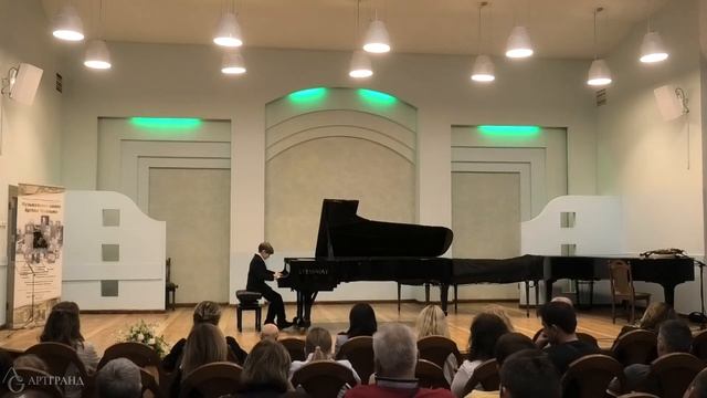 Роберт Шуман «Всадник», Д.Б. Кабалевский «Новелла», исп. Пилипенко Иван. смотреть онлайн