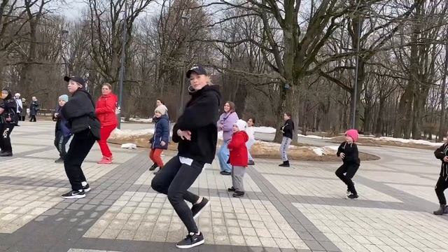 Бесплатные мастер-классы в парках от Школы танцев Hermes Dance School смотреть онлайн