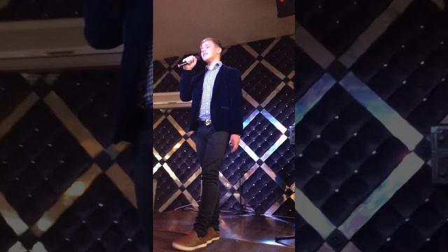 Борис Федорченко Why Do Robins Sing In December смотреть онлайн