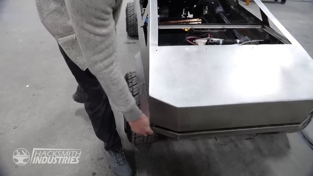 CYBERTRUCK BUILD! (Part 4/5: It's done!) смотреть онлайн