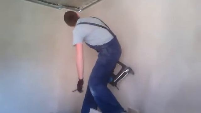 Монтаж гкл подвесов газовым монтажным пистолетом Toua GSN50 смотреть онлайн