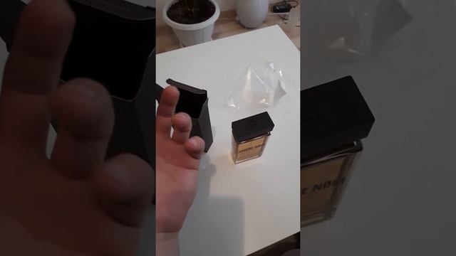 древесно-мускусный аромат для мужчин. смотреть онлайн