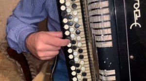 Кукушка да еще куку      Разбор на баяне