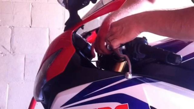 Honda CBR1000rr clutch free play adjustment смотреть онлайн