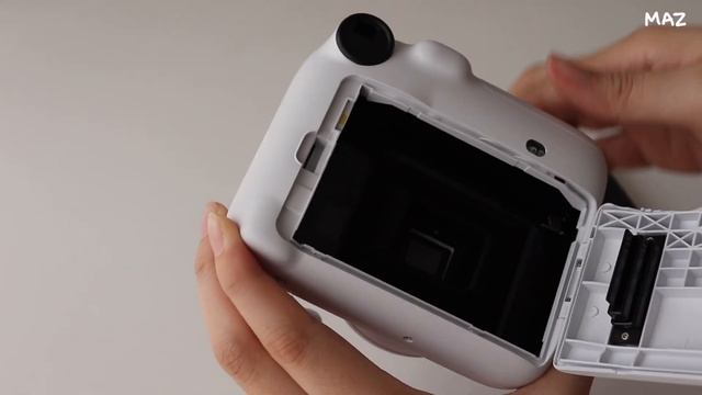 Fujifilm Instax Mini 12 (Clay White) Unboxing + Set up + Review смотреть онлайн