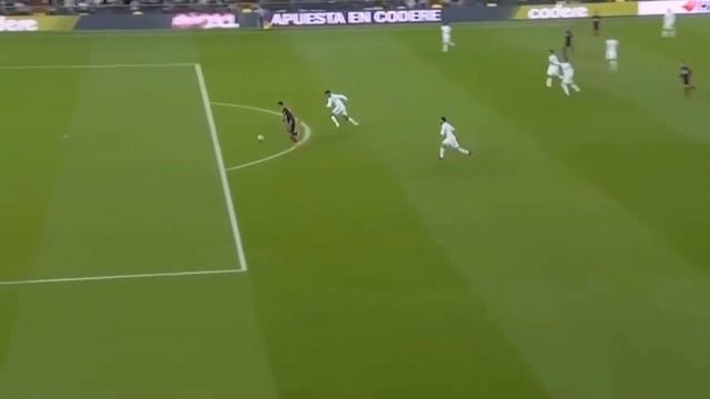 СМОЛОВ ЗАБИЛ РЕАЛ МАДРИДУ смотреть онлайн