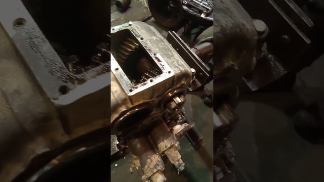 Разборка раздаточной коробки автомобиля Урал смотреть онлайн
