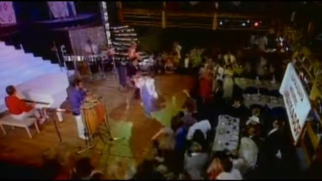 Gloria Estefan Conga Remix 2010 смотреть онлайн