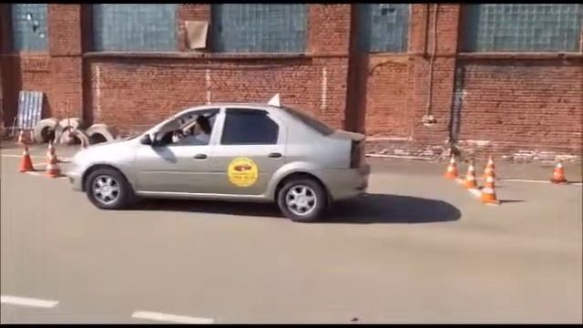 Автошкола№4 на Васильевском острове. Автодром2 . смотреть онлайн