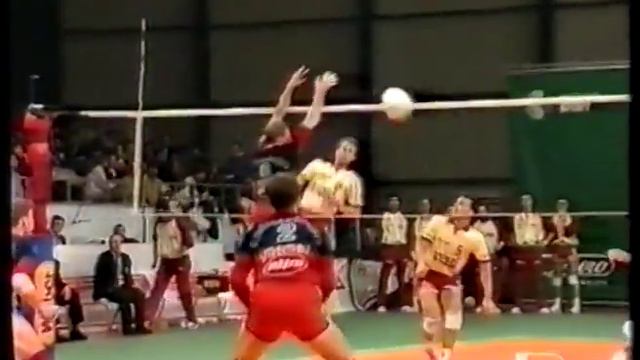 1991 CEV Cup Final, Sisley - Radiotehnikis 3:2