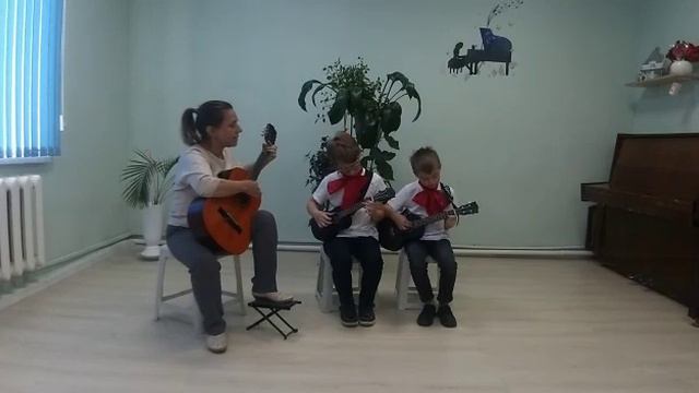 В траве сидел кузнечик смотреть онлайн