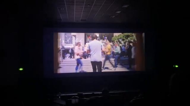 Cinema Opening Clip Vue смотреть онлайн