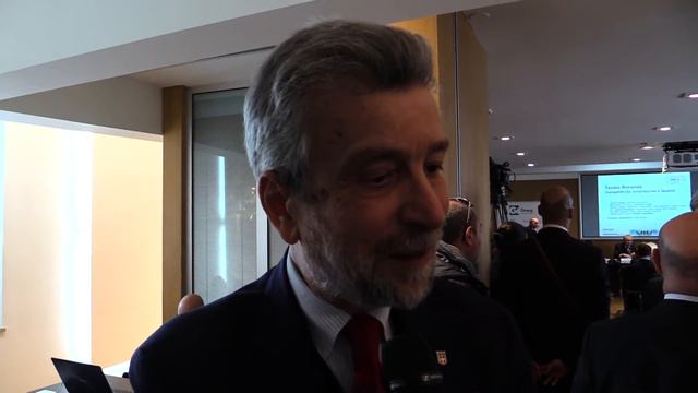 Assemblea Assocontact: interista all'on. Cesare Damiano смотреть онлайн