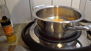 Суп со шпинатом и фрикадельками из куриной грудки!