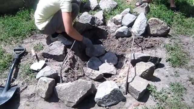 Выкладываем очаг из камней смотреть онлайн