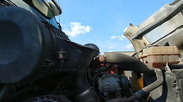 отрегулировал клапана. новый Lexus NX200. Pontiac Firebird