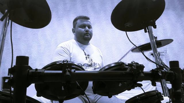 Alesis turbo mesh kit - Eye of the tiger (Survivor drum cover) смотреть онлайн