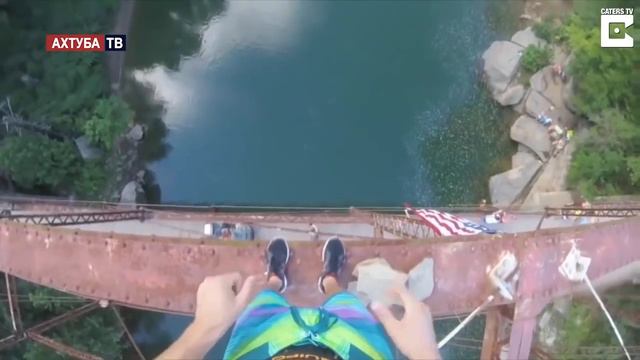 От первого лица׃ прыжок в воду с высоты 30 метров смотреть онлайн