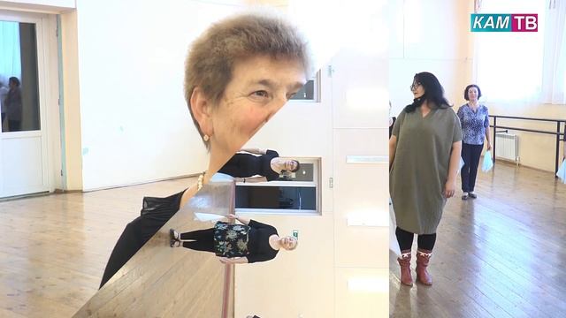 Участницы любительского объединения «Кадриль» смотреть онлайн