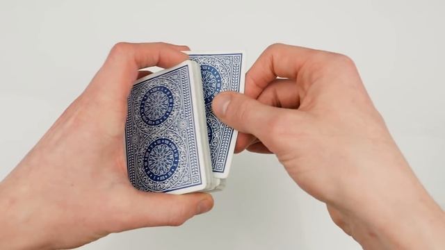 MOVING DECK - Card Trick Tutorial смотреть онлайн