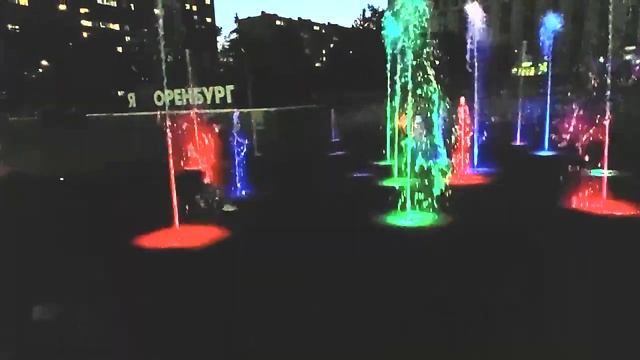 Ночной Оренбург (фрагмент ул  Чкалова)  Видео Виктор Поживин