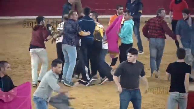Bull Fight Accidents - dangerous bull fight accidents compilation 2019 смотреть онлайн