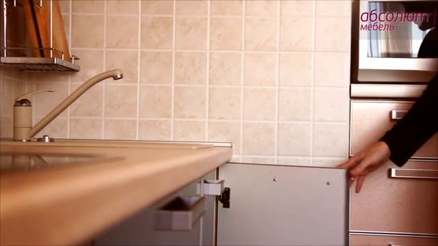 Демпфер на распашной двери смотреть онлайн