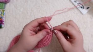 ШАПКА -  БЕРЕТ СПИЦАМИ. МАСТЕР КЛАСС ДЛЯ НАЧИНАЮЩИХ.