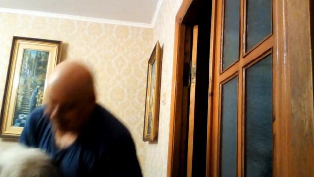 Наше утро. Снова у бабули. Чихуахуа Пулька и шотландская кошка Буня. 04.12.2021. смотреть онлайн