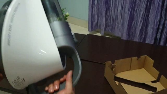 Unboxing & Review Sharp Vacuum Cleaner Mite Catcher EC-HX100 смотреть онлайн