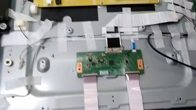 Разобрать LED TV GRUNDIG 47VLE. Секретики. смотреть онлайн