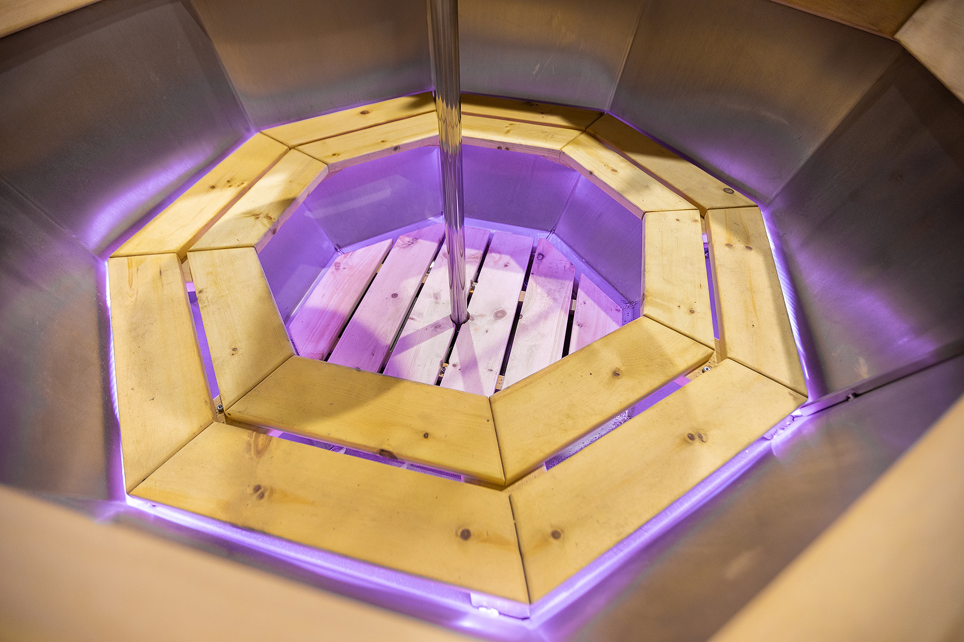 Отдых в Сибирском Банном Чане с гидромассажем смотреть онлайн