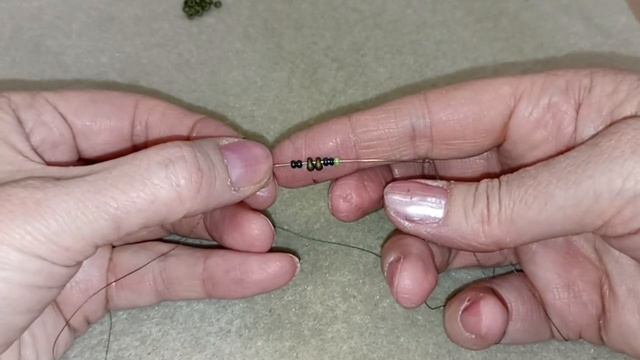 Bracelet-tutorial. Браслет из бисера. Крученый жгут