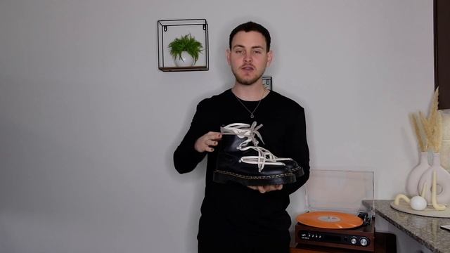 HOW TO STYLE RICK OWENS X DR MARTENS 1460 BEX LEATHER BOOTS | OUTFIT IDEAS смотреть онлайн