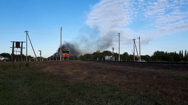 [РЖД] Супер машинист! 3ТЭ10МК-1349 ДАЕТ ЖАРУ!!! смотреть онлайн