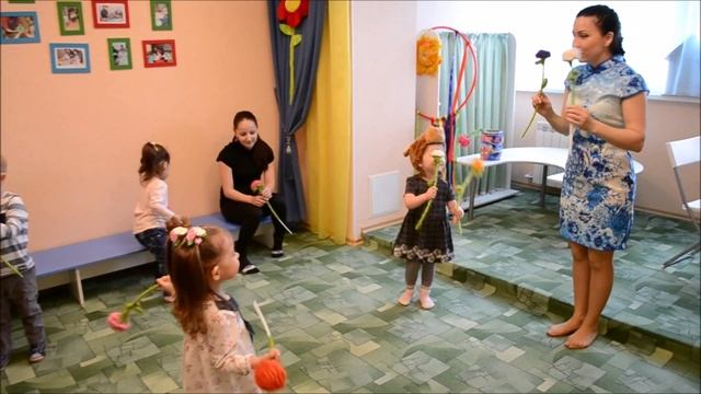 Утренник "Праздник мамы" в Центре Детского Развития "УМ-КА." смотреть онлайн