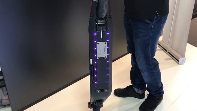 Ninebot by Segway KickScooter ES1, ES2 ver2 смотреть онлайн