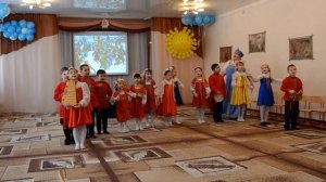 Фрагмент фольклорного праздника "Масленица". Песня "Масленка"