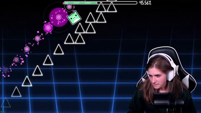 PLAYING RECENT LEVELS #6 - Geometry Dash