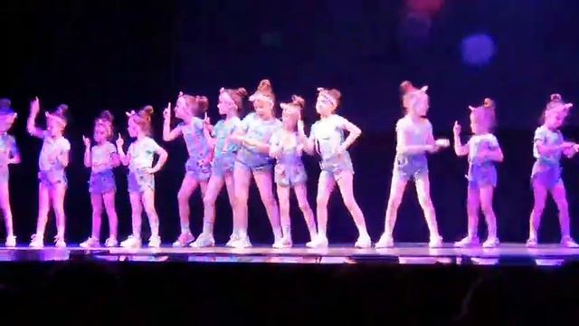 Детки танцуют #metroDance смотреть онлайн