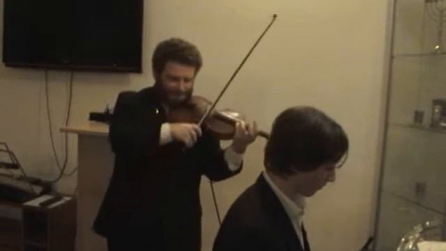 Айвазян, песня. Rostislav Golod (Geige), Daniel Golod (Klavier) смотреть онлайн