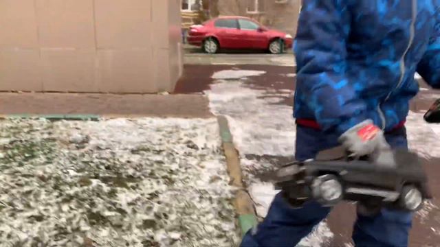 Тест драйв подарков/ Mersedes-Benz G55 AMG с пультом управления смотреть онлайн